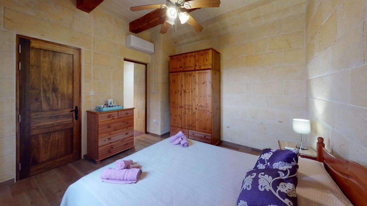 Qala Bed&Breakfast With Swimming Pool - Il-Wenniessa Dış mekan fotoğraf