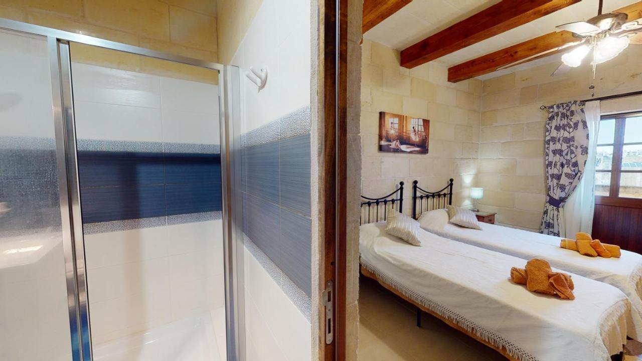 Qala Bed&Breakfast With Swimming Pool - Il-Wenniessa Dış mekan fotoğraf