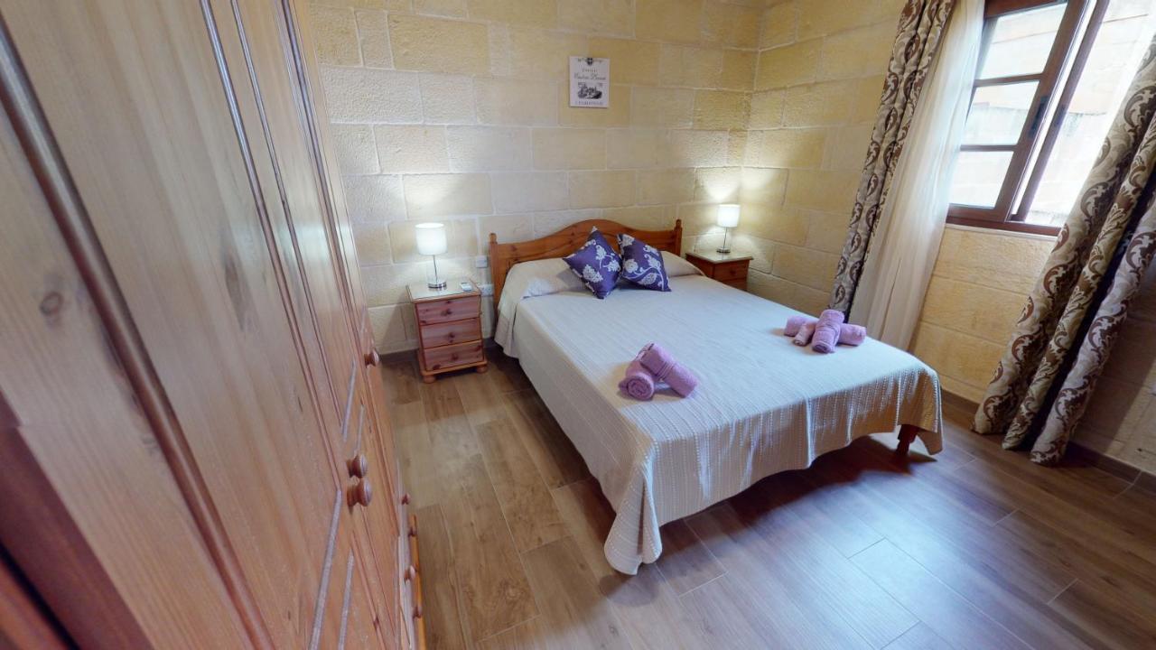 Qala Bed&Breakfast With Swimming Pool - Il-Wenniessa Dış mekan fotoğraf
