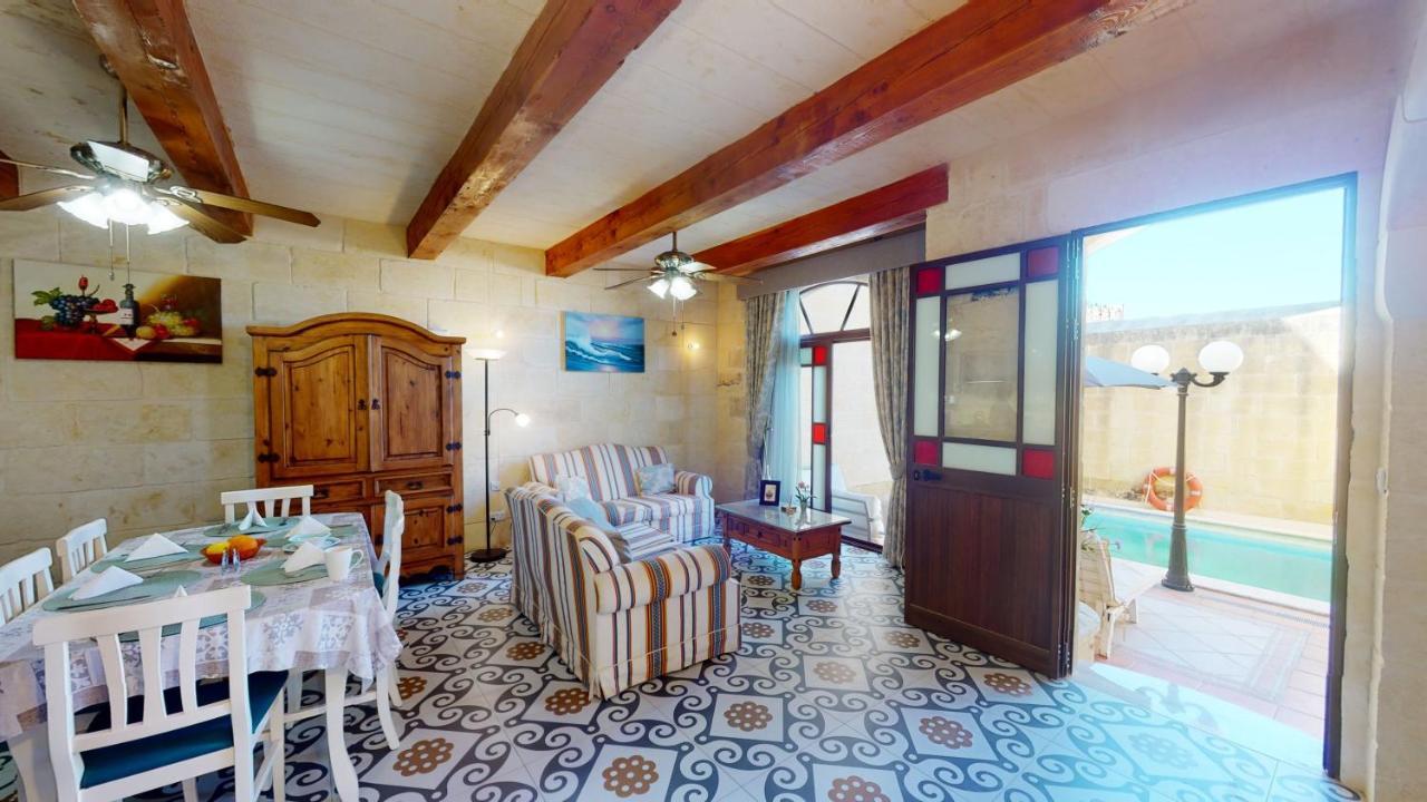 Qala Bed&Breakfast With Swimming Pool - Il-Wenniessa Dış mekan fotoğraf